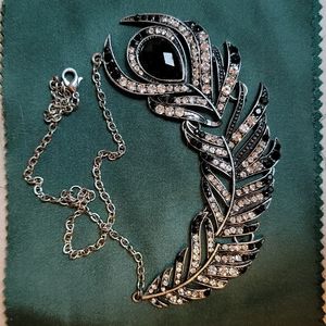 Rhinestone Feather Fashion Necklace